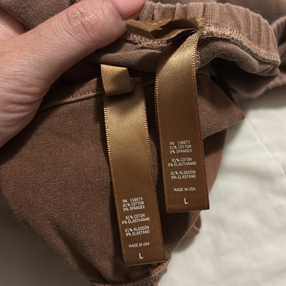 Skims Outdoor Essentials Set - image 3